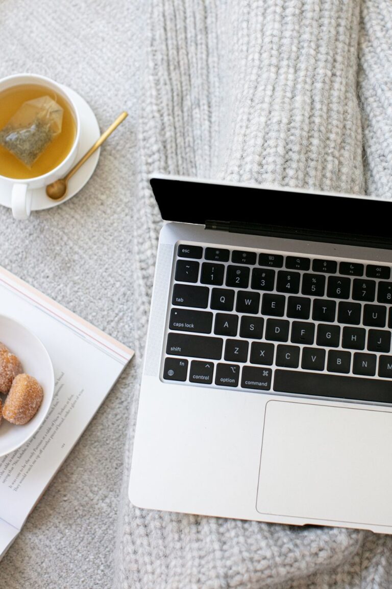 Why Your Welcome Email Sequence Is Your Secret Weapon Against AI (And How to Build One That Actually Works) with Allea Grummert